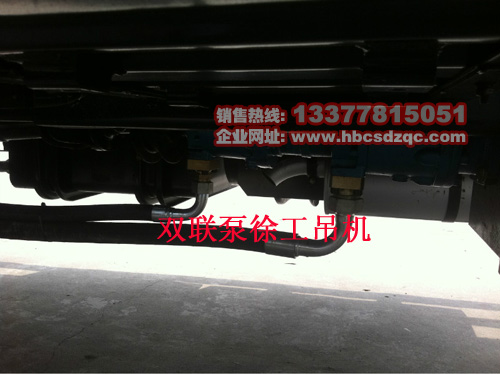 雙聯泵徐工隨車吊圖片